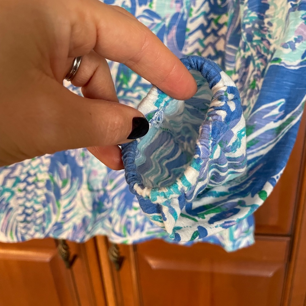 EUC Lilly Pulitzer shirt xxs - Picture 3 of 4